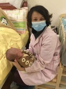 ERB 認證香港陪月員產婦坐月調理嬰兒護理服務